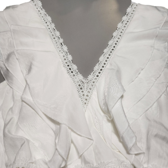 SIZE Large White Bohemian Maxi Dress with lace and ruffles V-neckline Light. - Picture 5 of 13